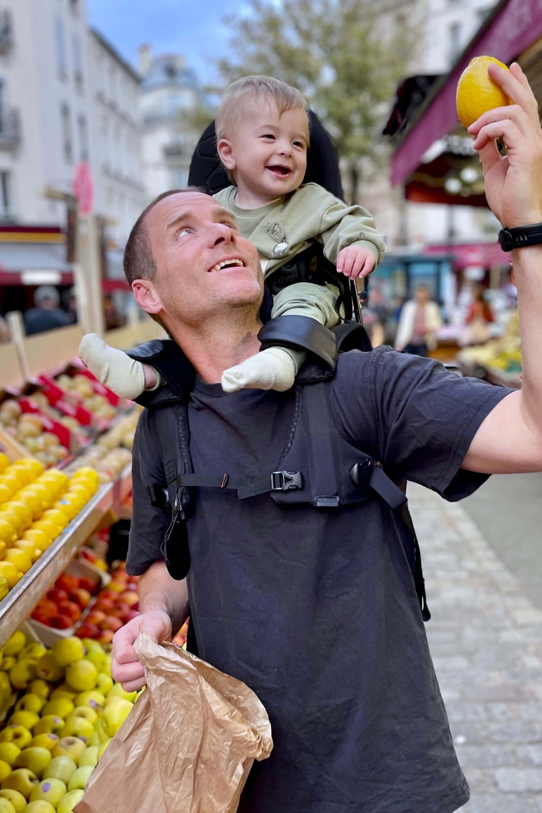 Porte-enfant confortable et pratique