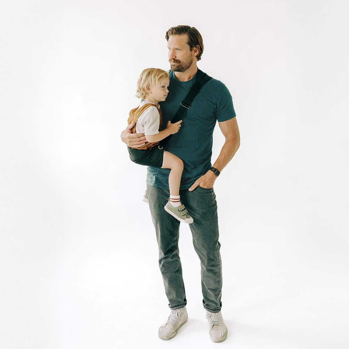 Care MY™ Sling Pro – Le porte-bébé compact pour les parents en mouvement