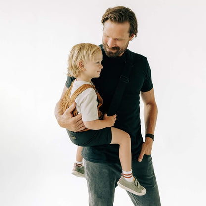 Care MY™ Sling Pro – Le porte-bébé compact pour les parents en mouvement